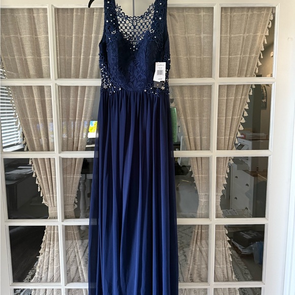 Chic Navy Lace Maxi Dress - Picture 1 of 2